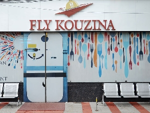 Fly Kouzina